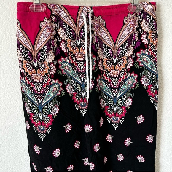 Boho Black and Pink Patterned Lightweight Baggy Pants - Picture 2 of 9